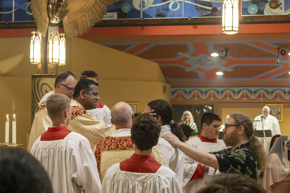 2026-StMary-EasterVigil (128 of 215).jpg